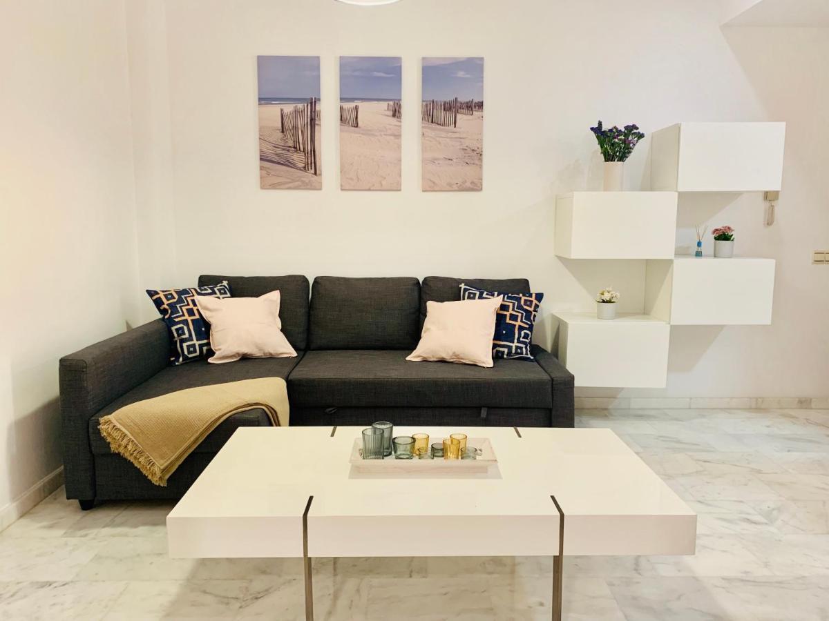 Homely Malaga Parras Con Terraza Interior Y Parking Privado Bajo Suplemento Luaran gambar