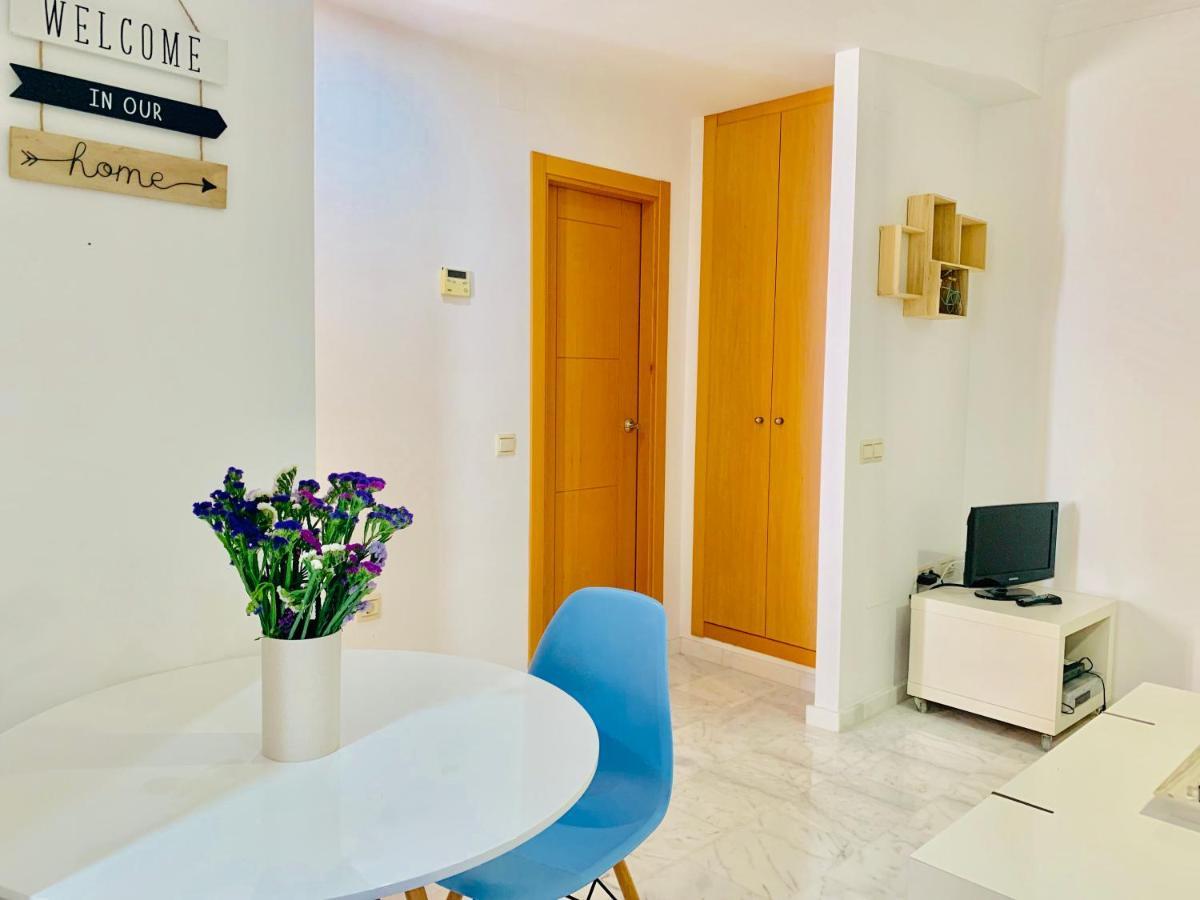 Homely Malaga Parras Con Terraza Interior Y Parking Privado Bajo Suplemento Luaran gambar