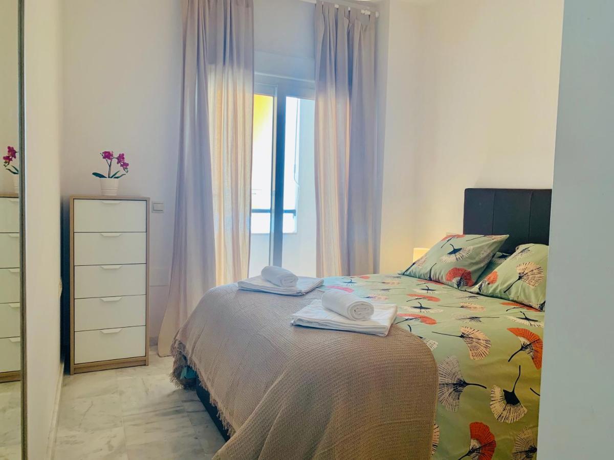 Homely Malaga Parras Con Terraza Interior Y Parking Privado Bajo Suplemento Luaran gambar
